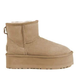 UGG Mini Classic Supreme Platform -Ugg 1 1320e33f e9f6 4593 8cbd fb1adcf4491e