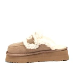 UGG Chloe Fluffy Platform Scuff -Ugg 5089