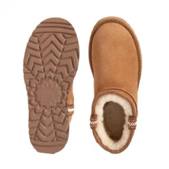 UGG Mini Dive Platform Boots -Ugg 5 3c6e5172 e149 4560 a3bf fe7c9178cb29