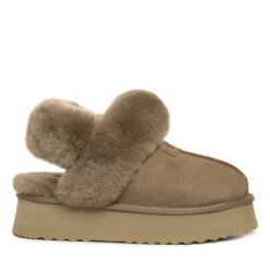UGG Premium Detachable Fluffy Platform Scuff -Ugg ab1 b0e407b3 d843 4b85 a341 ae780a28b3ac