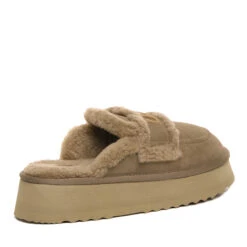 UGG Trisha Fluffy Platform Scuff 29 UGG Trisha Fluffy Platform Scuff -Ugg ab2 f6666913 f14e 46d9 b589 27e8e6806443