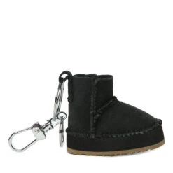 UGG Supreme Boots Keyring -Ugg b1 40af66bd 3b1a 498c ba56 1e4aef52cc71