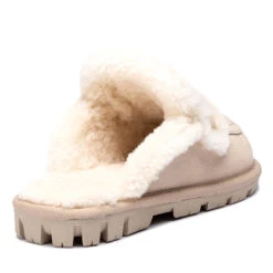 UGG Chloe Fluffy Scuff -Ugg b2 5c146833 4f98 4271 b41e 5a78b4c51b2d