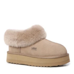 UGG Platinum Platform Slippers -Ugg b3 1c14b544 681f 445e 8d5f 6a618e704908