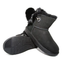 Mini Pomy Ugg Boots 24 Mini Pomy Ugg Boots -Ugg b5 5ce4b1ae a045 428e 9587 7477a91373d8