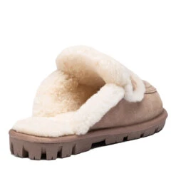 UGG Chloe Fluffy Scuff -Ugg br2