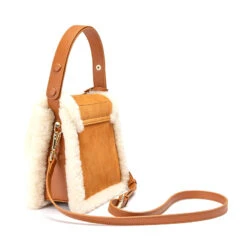 UGG Hanna Fluffy Hand Bag 8 UGG Hanna Fluffy Hand Bag -Ugg c3 ecf737cb 556b 48b5 9835 18648a81715f