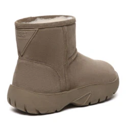 UGG Mini Adventure Boots 18 UGG Mini Adventure Boots -Ugg cc2 204fbedd b925 4a02 a6f2 6843e21d27b8