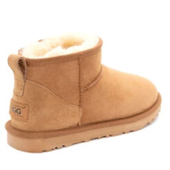 UGG Mini Louize Boots -Ugg chest03 8c147a88 220a 441e 8265 8dc9116e92cd