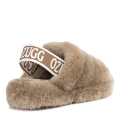 UGG Premium Kids Fluffy Sandals -Ugg h3 c2402f5d 17ac 48e7 9d3b c7eb96bd89d5