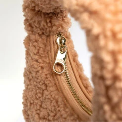 UGG Premium Fluffy Handbag -Ugg lb5