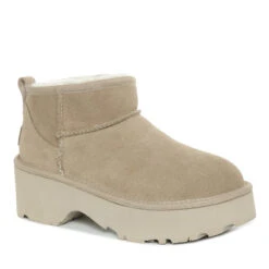 UGG Premium Heights Boots -Ugg m3 833d8df6 5866 4958 970b 2daf3e6f1ed1