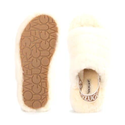 UGG Premium Kids Fluffy Sandals -Ugg n5 56b99713 dbba 47e4 9650 3c64135942c2