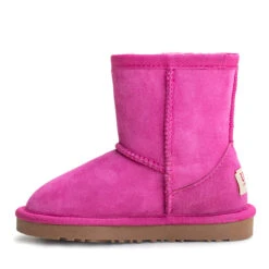 Kids Classic Boots 28 Kids Classic Boots -Ugg p2 97ea32ee 7b8c 46a5 acbb 57210f046340