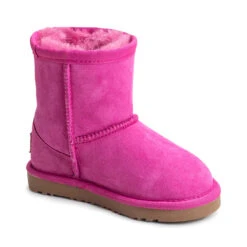 Kids Classic Boots 29 Kids Classic Boots -Ugg p3 f09dce6b 11f6 407a af66 8292d4756ee5