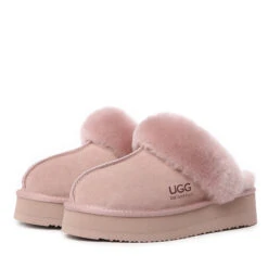 UGG Platinum Platform Scuff 35 UGG Platinum Platform Scuff -Ugg p4 d61ec43b 8e4b 40e2 aa5b f4e6b9a749b1