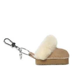 UGG Supreme Scuff Keyring -Ugg s1 babed56d 1a8c 4176 9800 c643e5db44cd