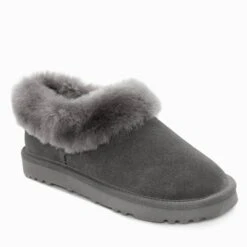 UGG Alberich Fluffy Collar Slippers -Ugg ugg alberich fluffy collar slippers 177520