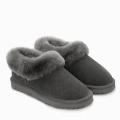 UGG Alberich Fluffy Collar Slippers -Ugg ugg alberich fluffy collar slippers 548666