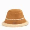 UGG Double Face Sheepskin Bucket Hat 2 UGG Double Face Sheepskin Bucket Hat -Ugg ugg double face sheepskin bucket hat 403689