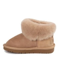UGG Kid's Mini Classic Fluff Boots 23 UGG Kid's Mini Classic Fluff Boots -Ugg ugg kids mini classic fluff boots 640691