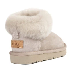 UGG Kid's Mini Classic Fluff Boots 19 UGG Kid's Mini Classic Fluff Boots -Ugg ugg kids mini classic fluff boots 740982