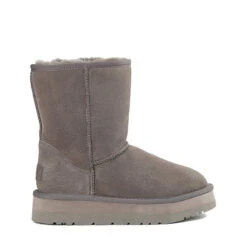 UGG Platform Classic Short Boots -Ugg ugg platform classic short boots 882853