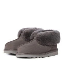 UGG Platinum Collar Slippers 35 UGG Platinum Collar Slippers -Ugg ugg platinum collar slippers 979130