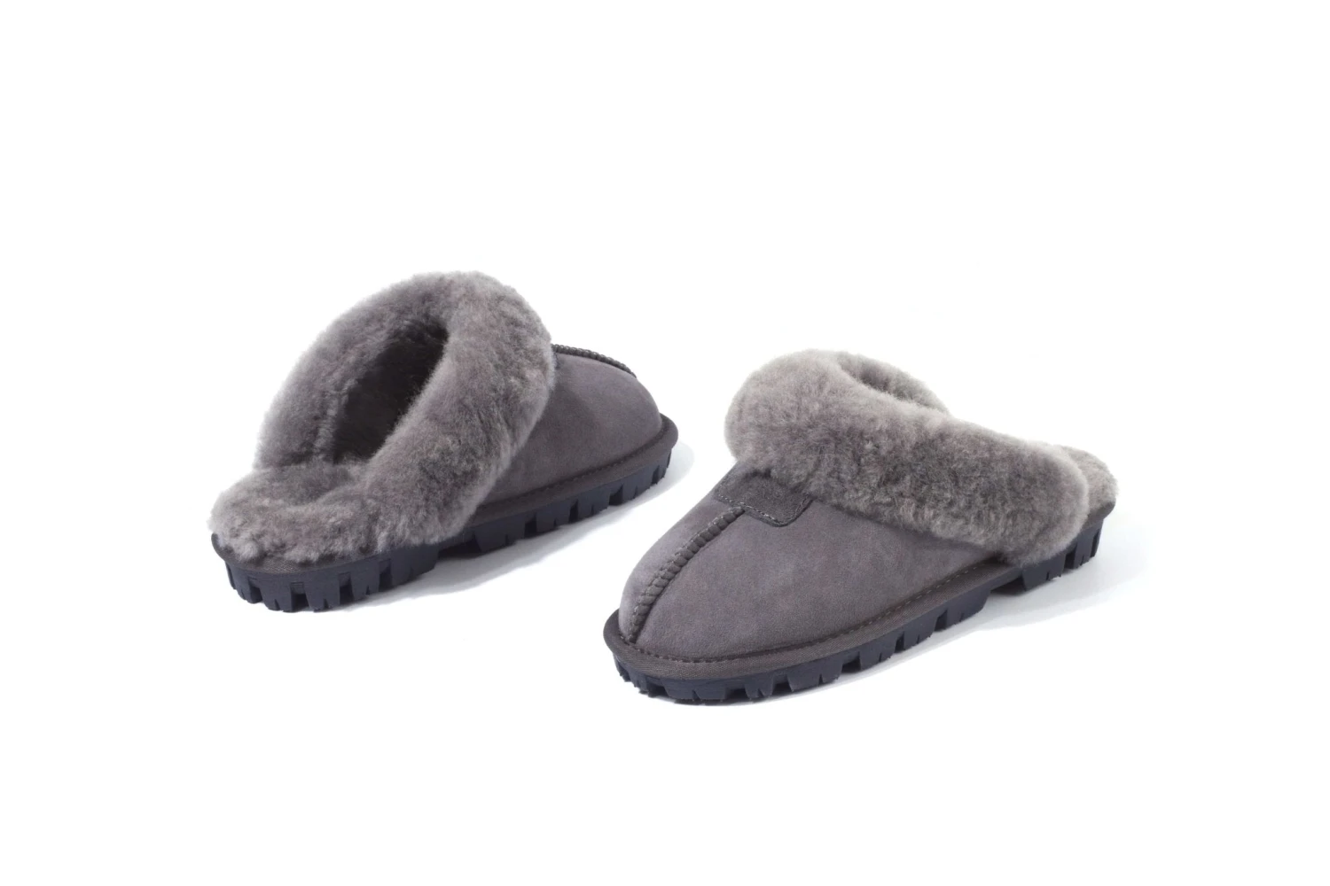 UGG Platinum Scuff 19 UGG Platinum Scuff - Image 17
