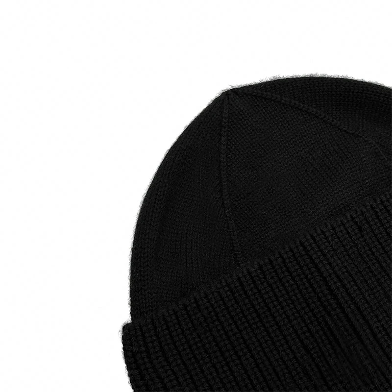 UGG Platinum Unisex Beanie 14 UGG Platinum Unisex Beanie - Image 12