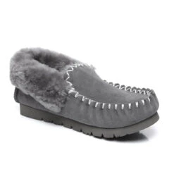 UGG Premium Traditional Moccasins -Ugg ugg premium traditional moccasins 441954