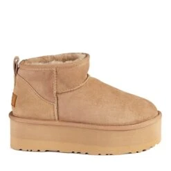 UGG Ultra Mini Classic Supreme Platform -Ugg ugg ultra mini classic supreme platform 622481