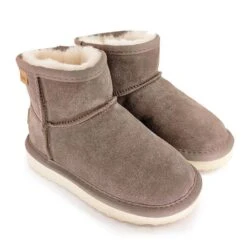 Ultimate Sheepskin Kid's Mini Classic Boots -Ugg ultimate sheepskin kids mini classic boots 252459