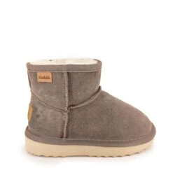 Ultimate Sheepskin Kid's Mini Classic Boots -Ugg ultimate sheepskin kids mini classic boots 904259