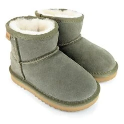 Ultimate Sheepskin Kid's Mini Classic Boots -Ugg ultimate sheepskin kids mini classic boots 960655
