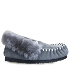 Ultimate Sheepskin Traditional Moccasin -Ugg ultimate sheepskin traditional moccasin 517217